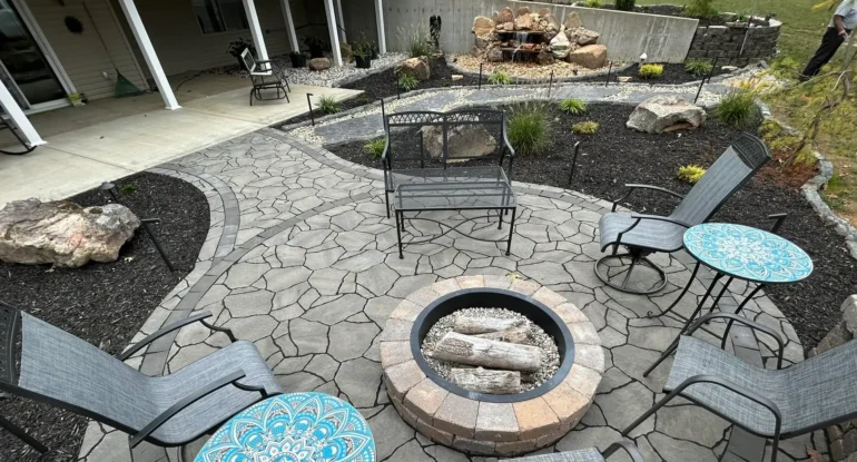 Decks, Paver Patios & Walkways