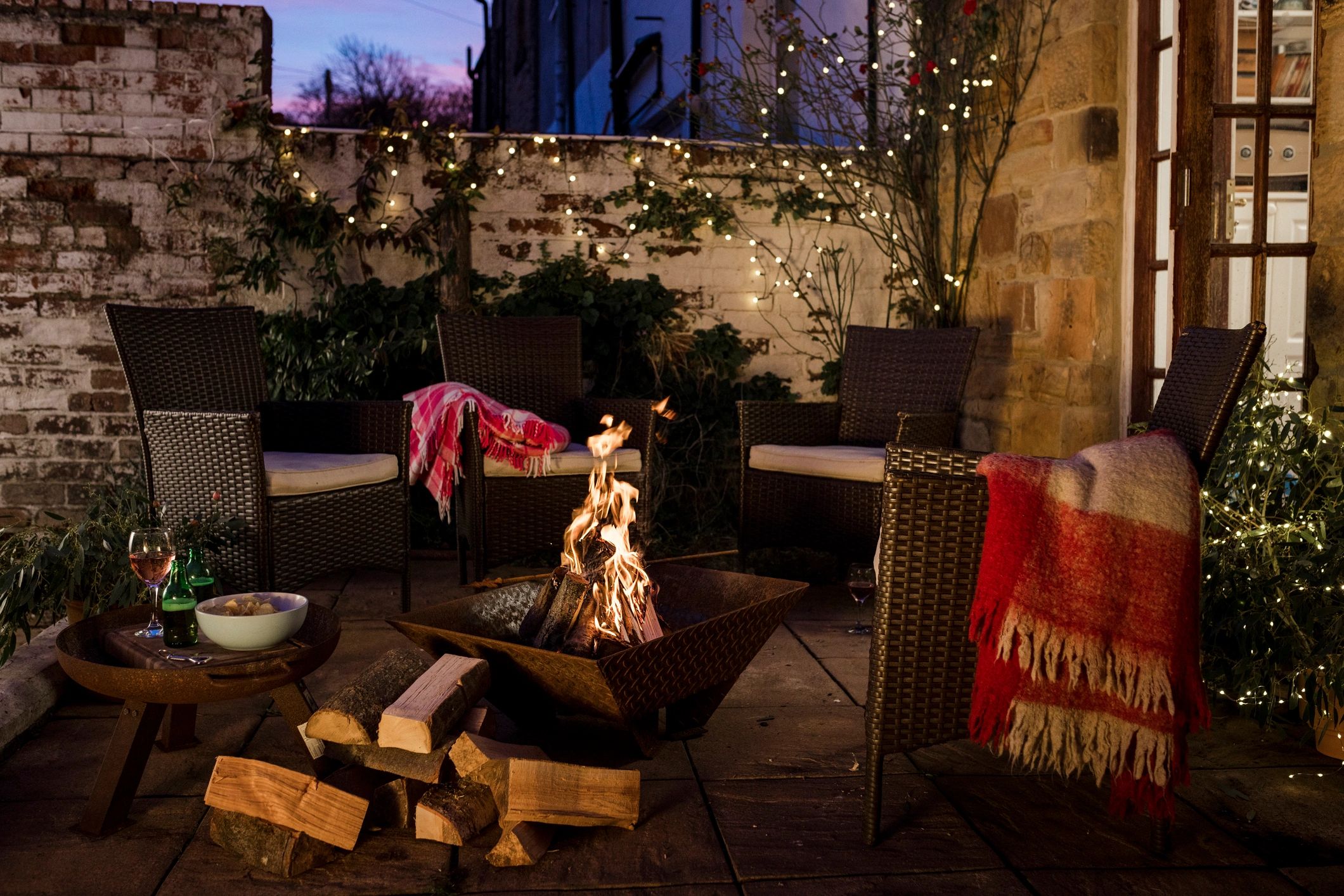Fire pit backyard feature